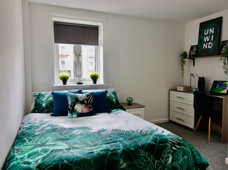Room Definitive Footpath LEEDS 94 in Leeds
