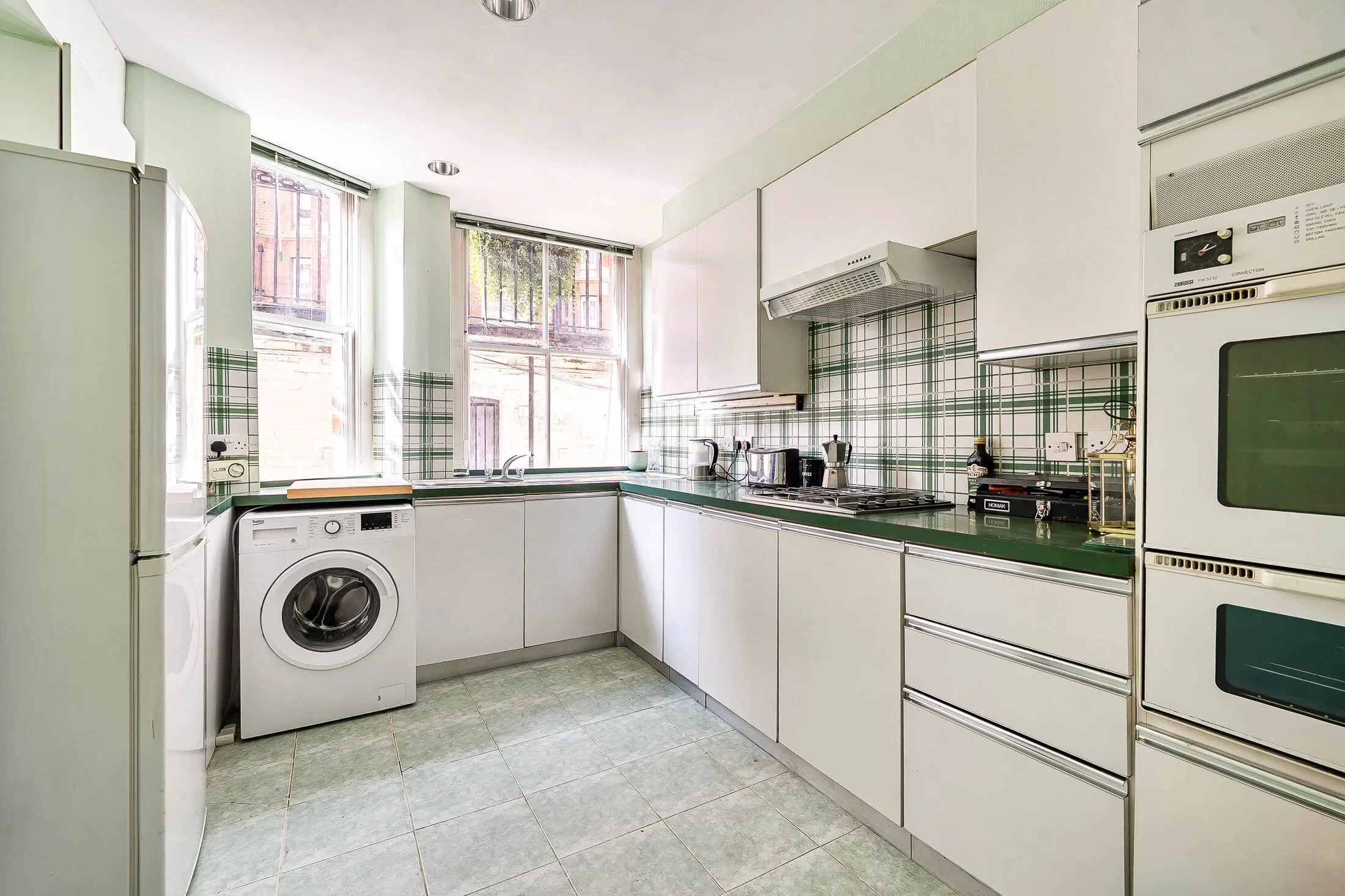 Flat Montagu Mansions in City of Westminster
