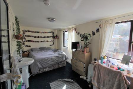 Room Stanmer Villas in Brighton