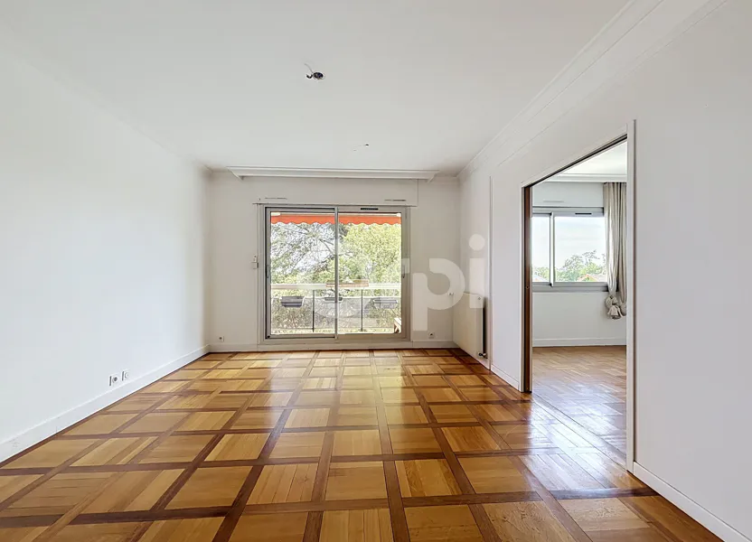 Flat Grande Rue Charles de Gaulle in Nogent-sur-Marne