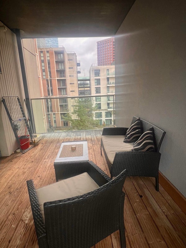 Room Glade Walk in Greater London