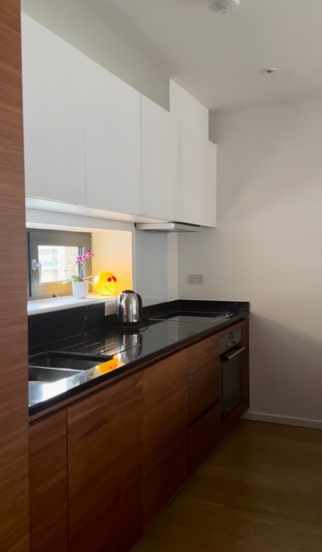 Room Glade Walk in Greater London