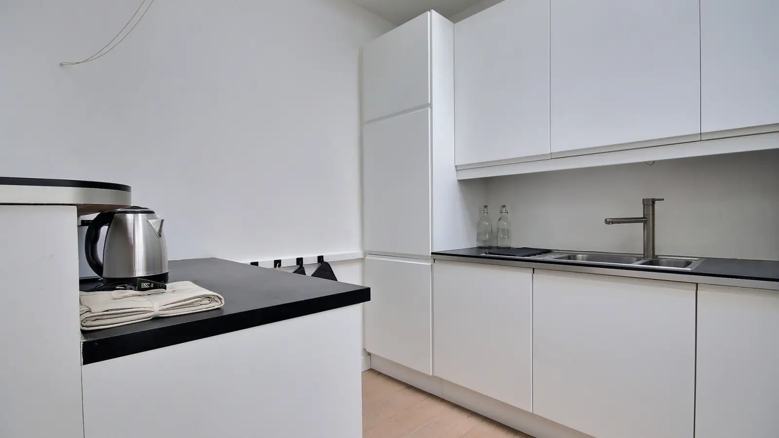 Flat Rue de l'Abbé Groult in Paris