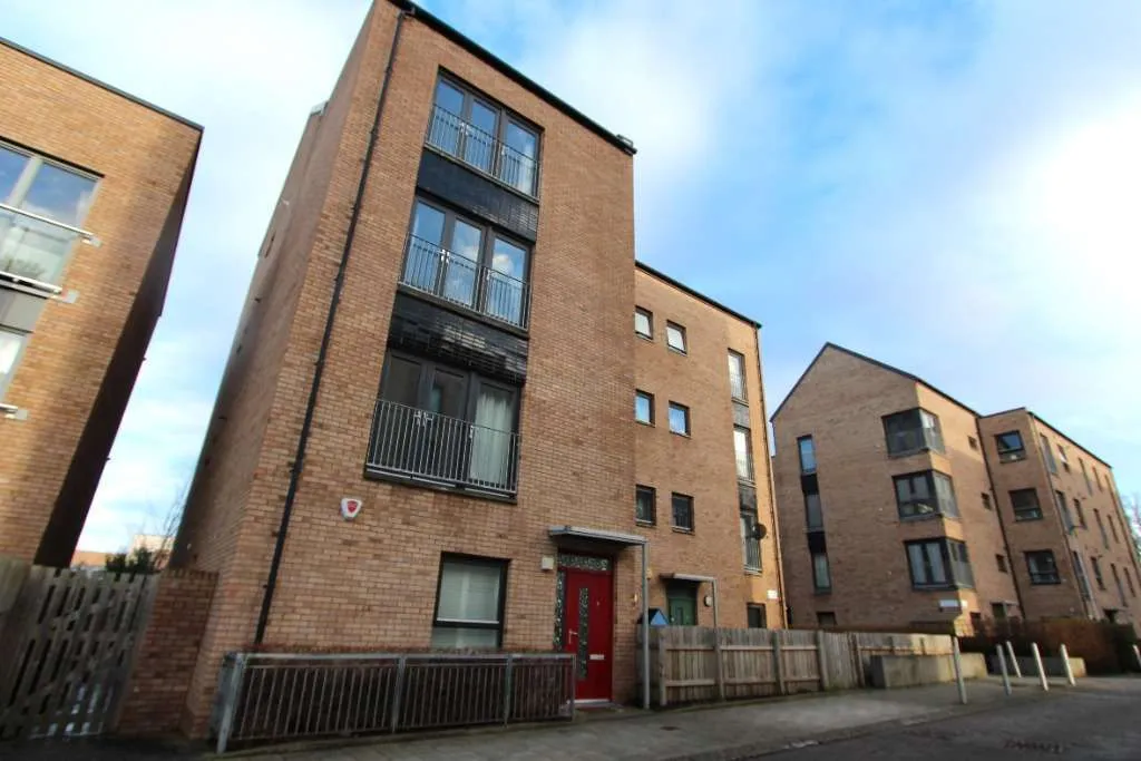 Flat Garvald Street in City of Edinburgh