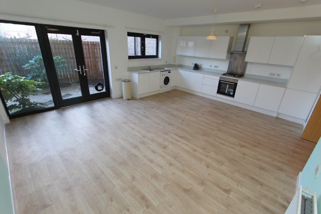 Flat Garvald Street in City of Edinburgh