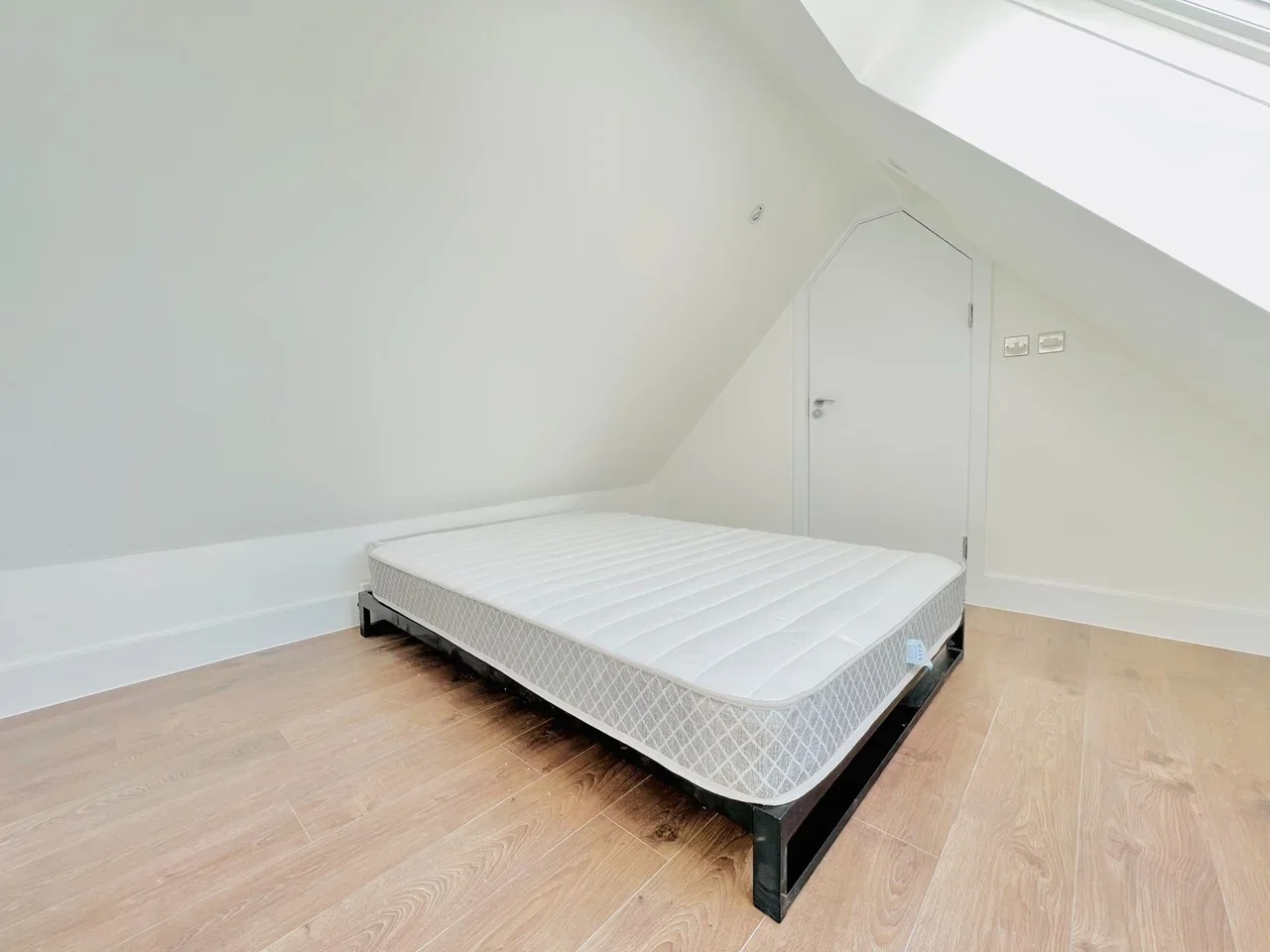 Flat Wandsworth Road in Greater London
