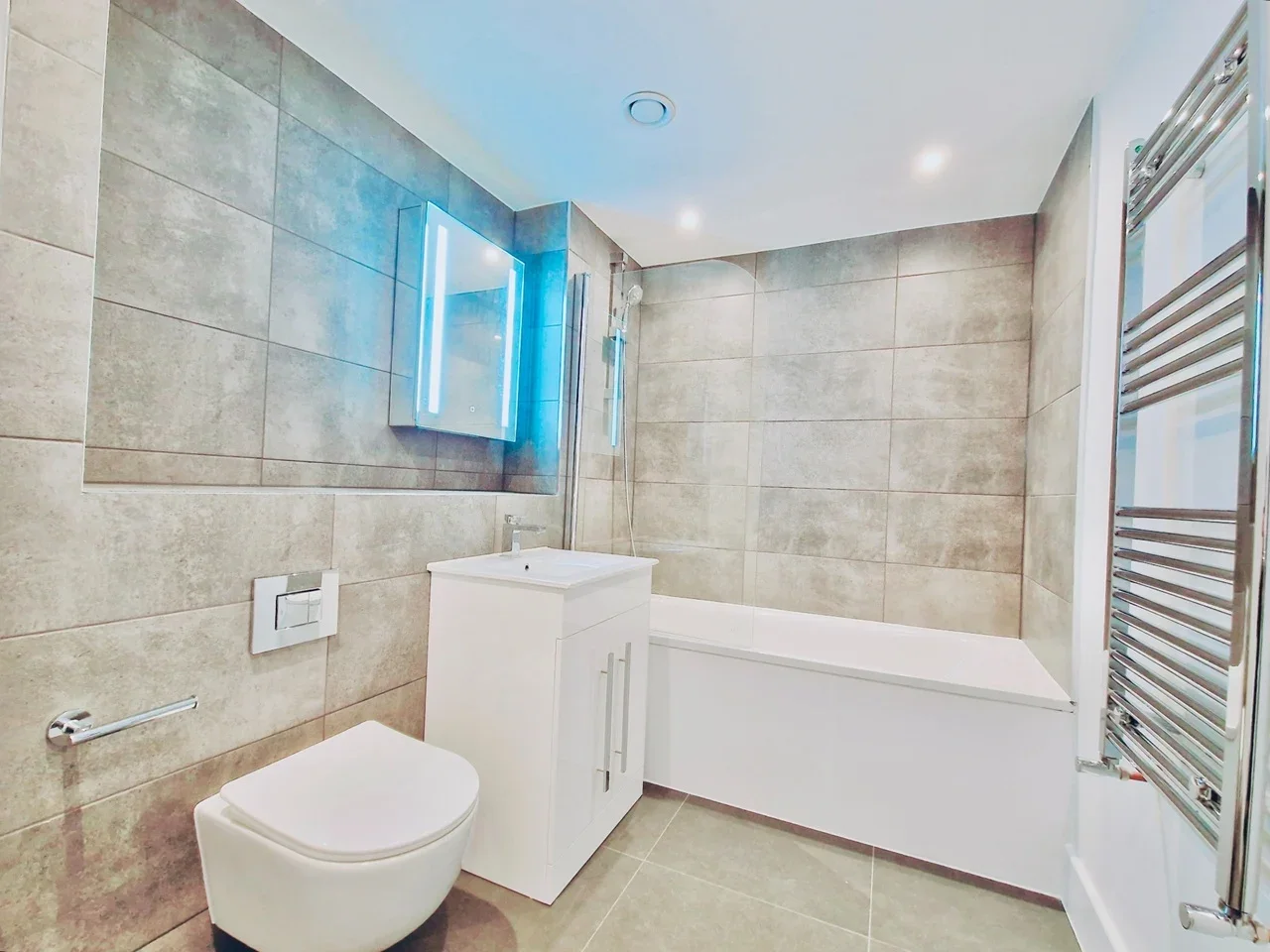 Flat Wandsworth Road in Greater London