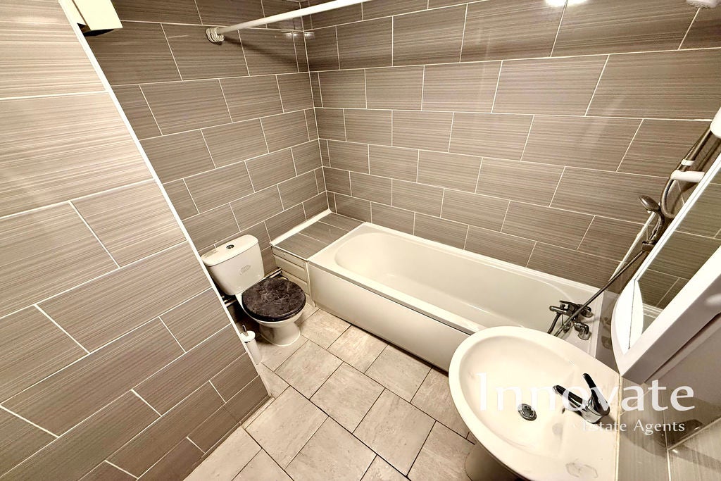 Flat Winchester Close in Sandwell