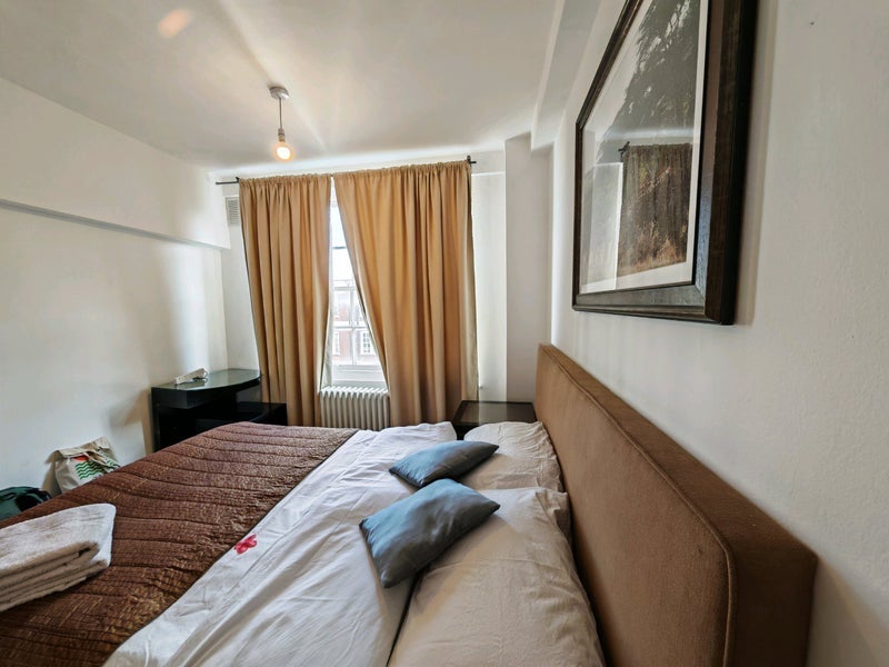 Room Forset Street in City of Westminster