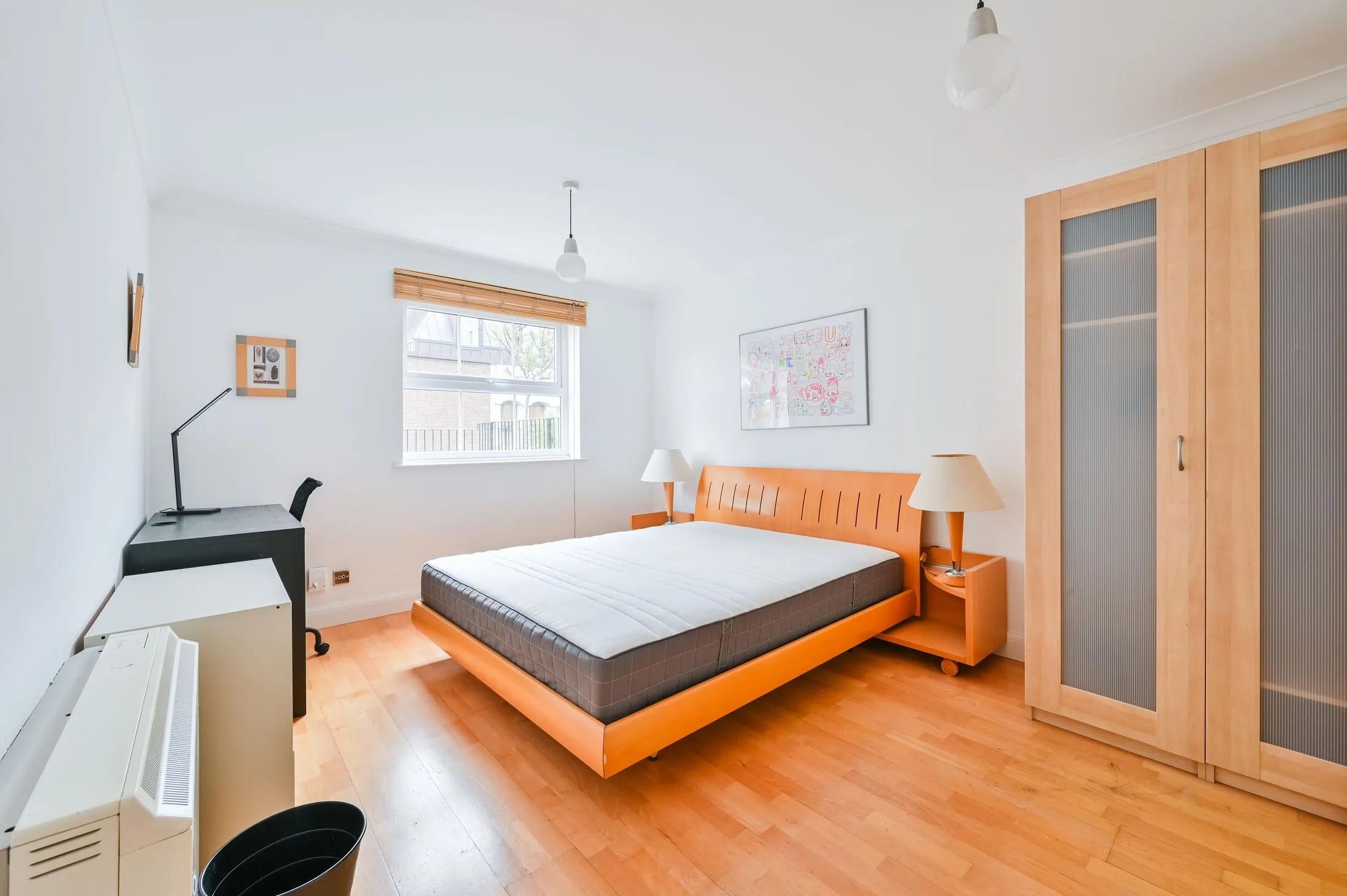 Flat Newton Street in Greater London