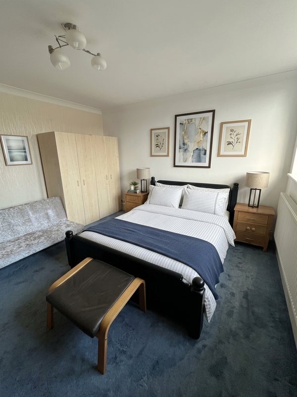 Room Wayford Street in Greater London