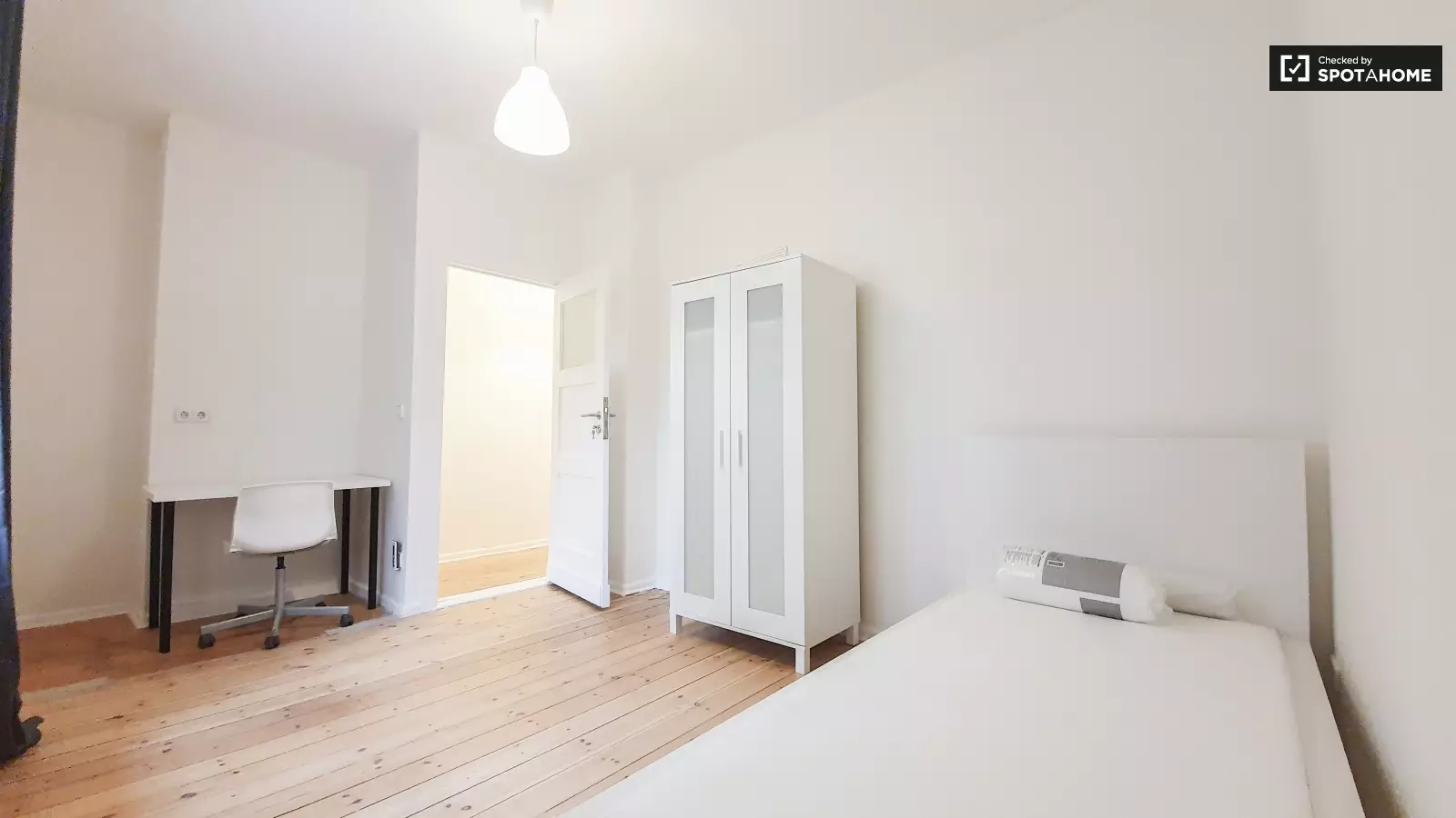 Wohnung Aronsstraße in Berlin