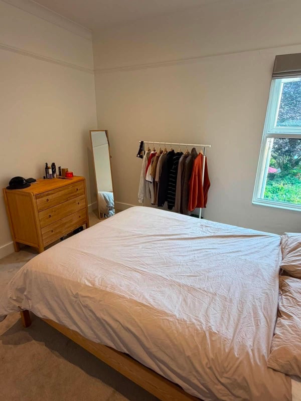 Room Norroy Road in Greater London