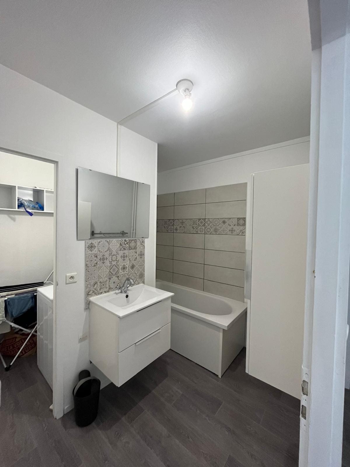 Room Rue Flandres Dunkerque 1940 in Saint-Pryvé-Saint-Mesmin