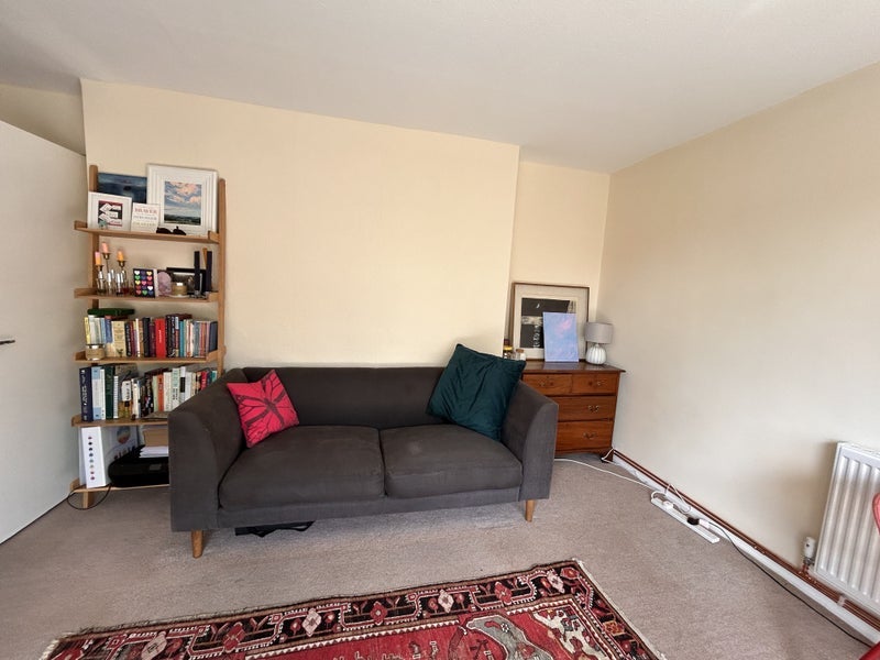 Room Springfield Road in Greater London