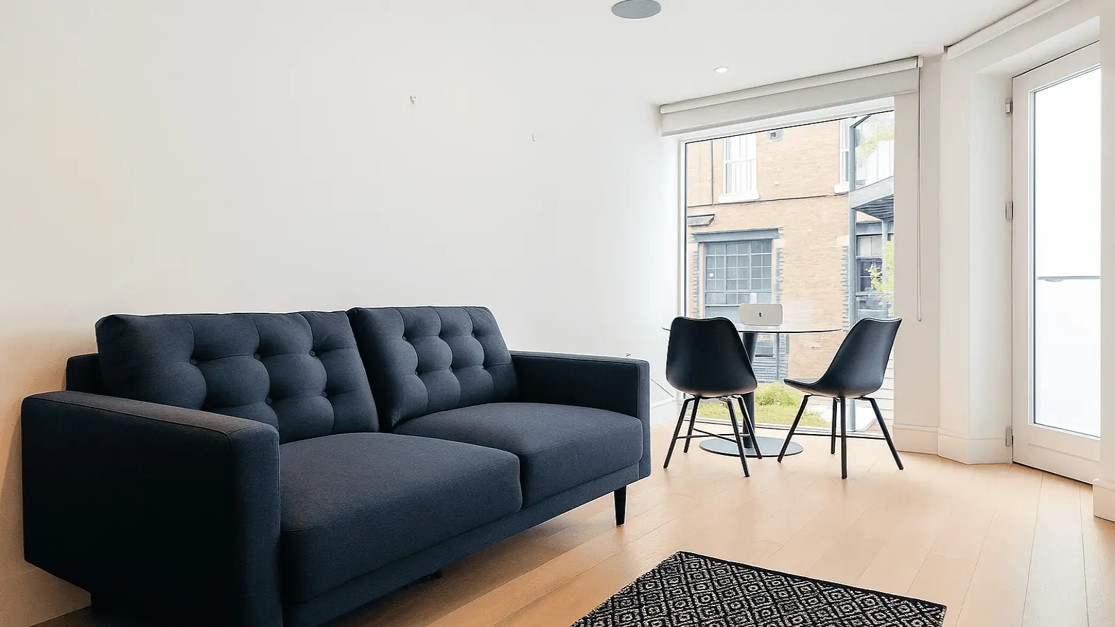 Flat Farringdon Road in Greater London
