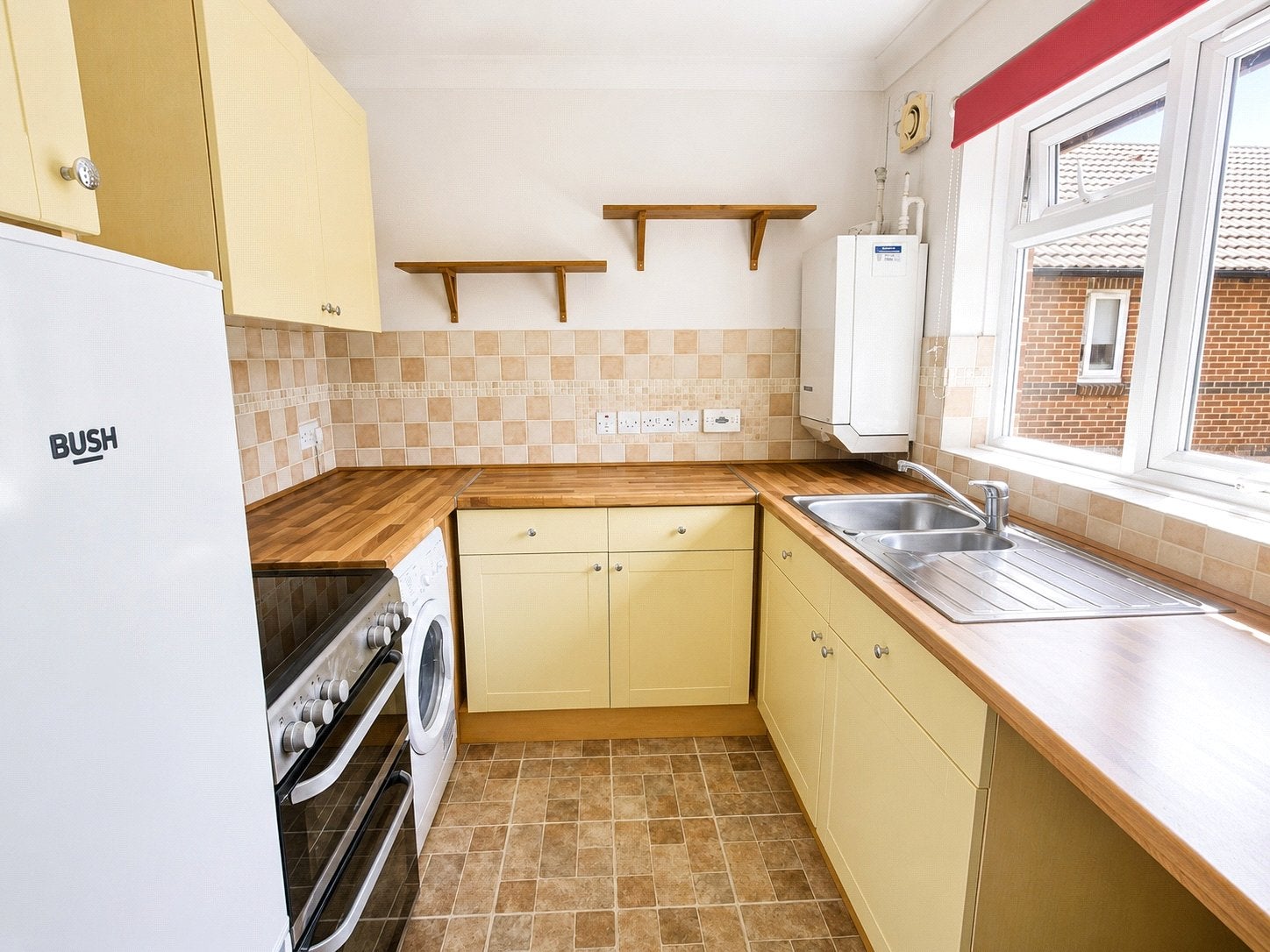 Flat Little Mead in Woking