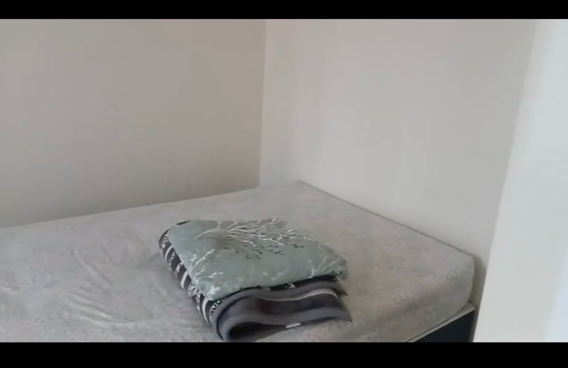 Room Middleton Road in Leeds
