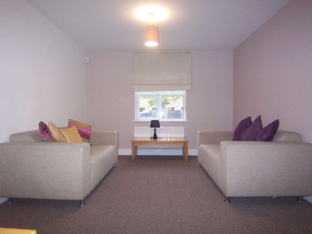 Flat Alders Road in Manchester