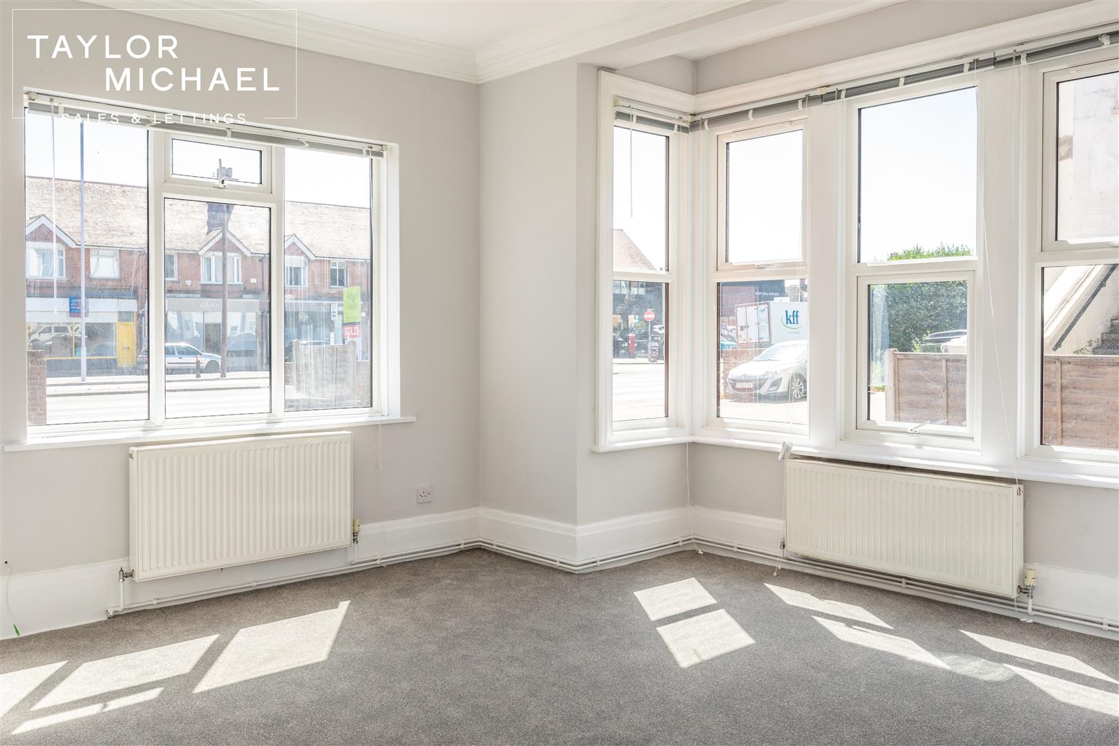 Flat Broadwater Road in Worthing