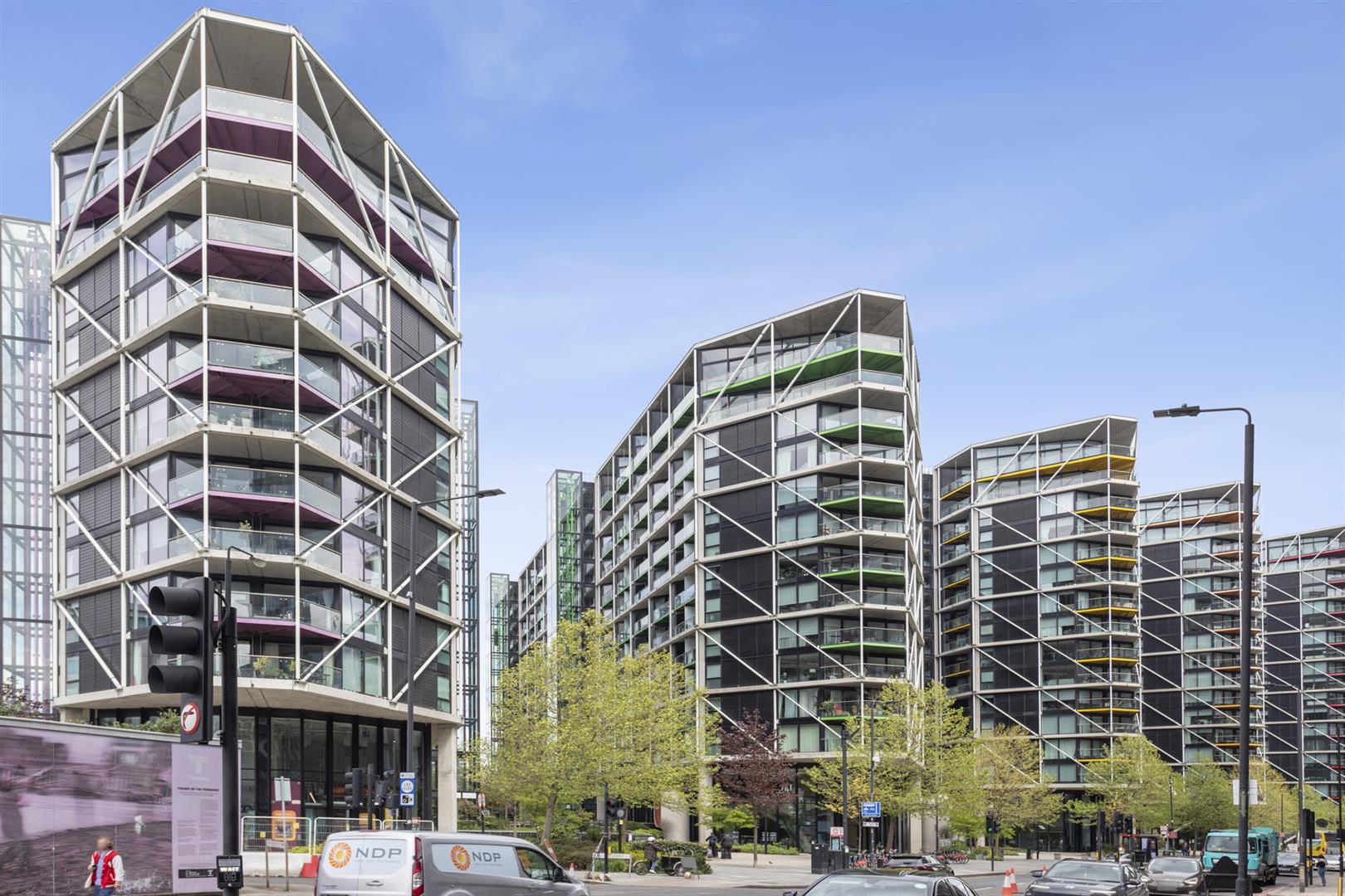Flat Tideway Walk in Greater London