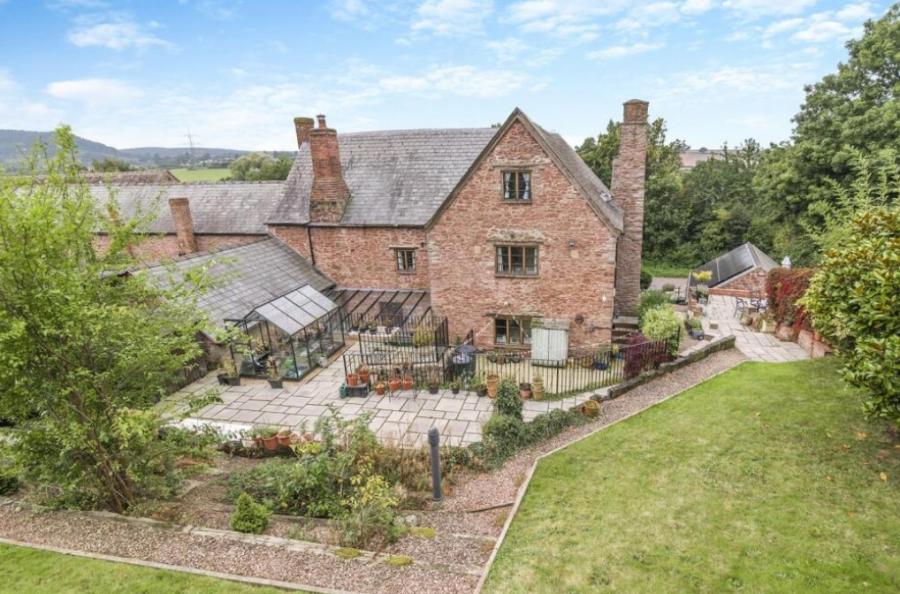 House B4222 in Aston Ingham