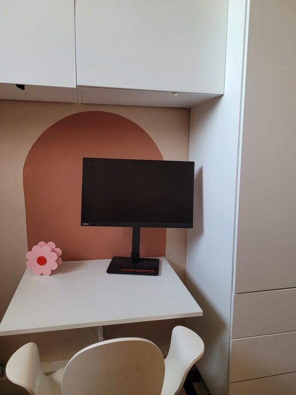 Room Godman Road in Greater London