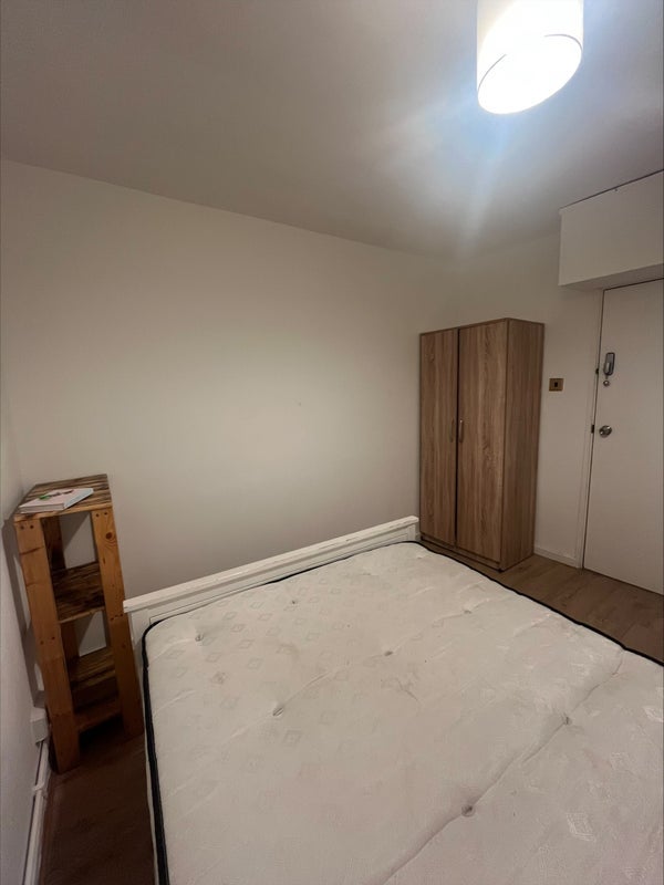 Room Styles Gardens in Greater London