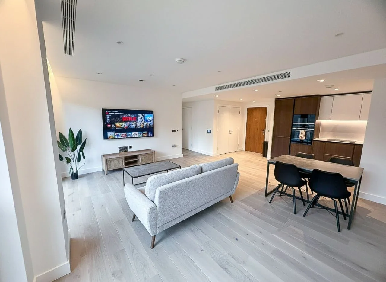 Flat Farringdon Road in Greater London