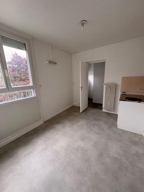 Flat Rue de Tambour in Reims