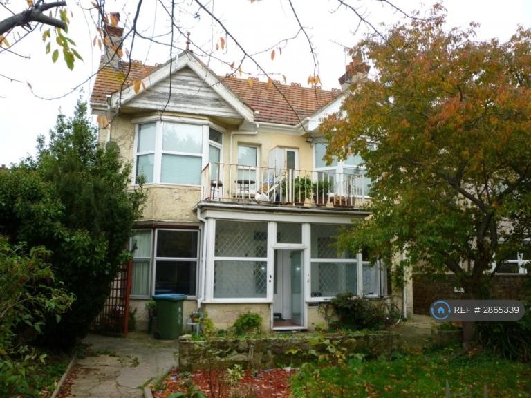 Flat Elfin Grove in Arun