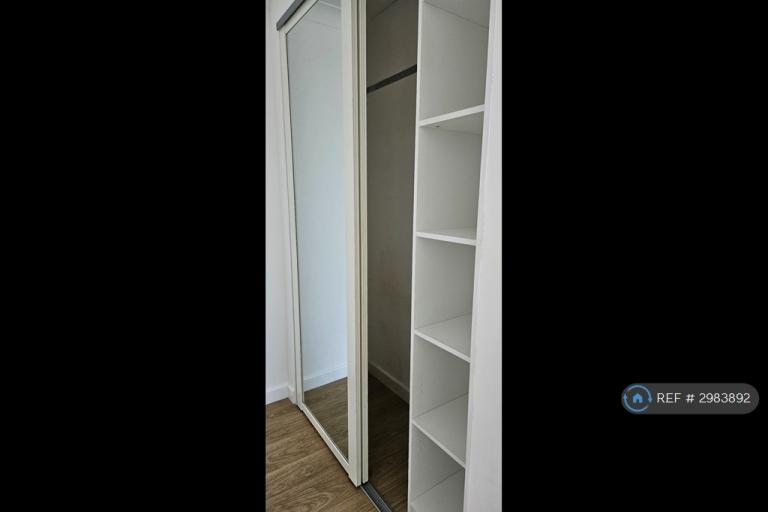Room New Road in High Wycombe