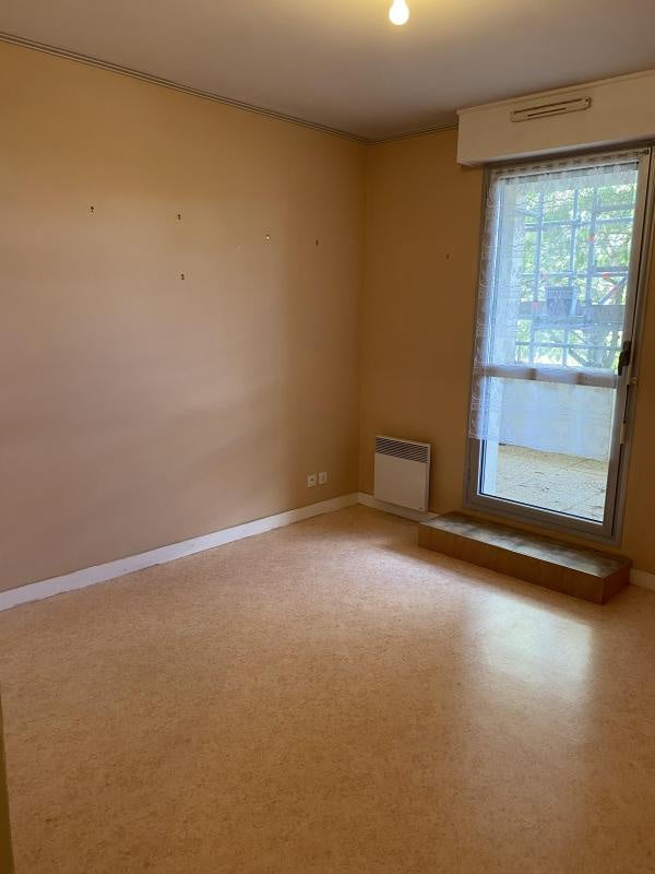 Appartement Avenue des Poiriers à Montreuil-Juigné