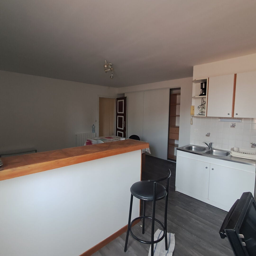 Chambre Rue Kléber à Châlette-sur-Loing