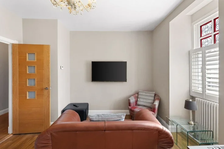 Flat Alexandra Road in Southend-on-Sea