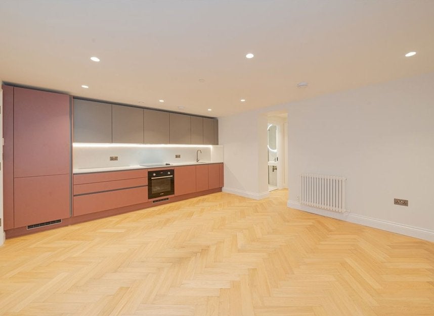 Flat Avonmore Road in Greater London