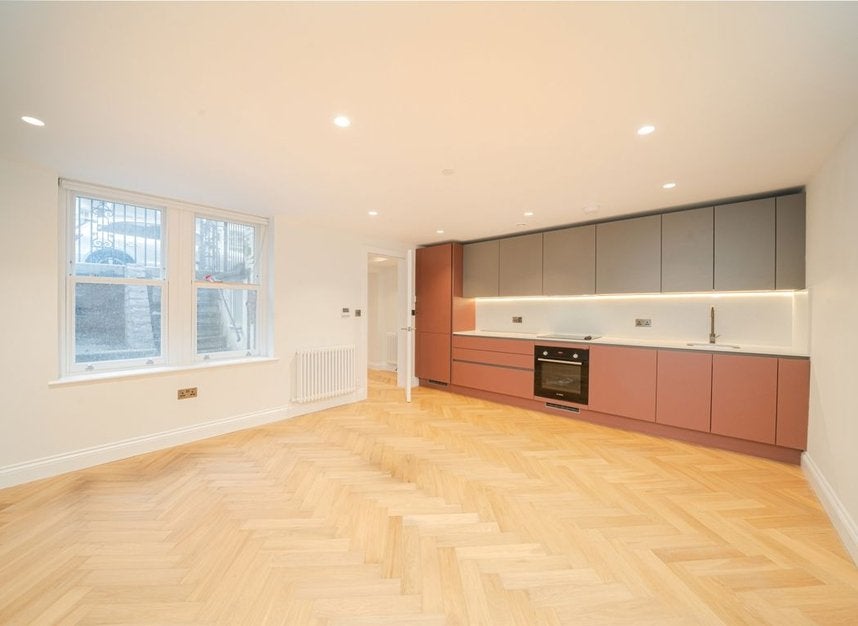 Flat Avonmore Road in Greater London
