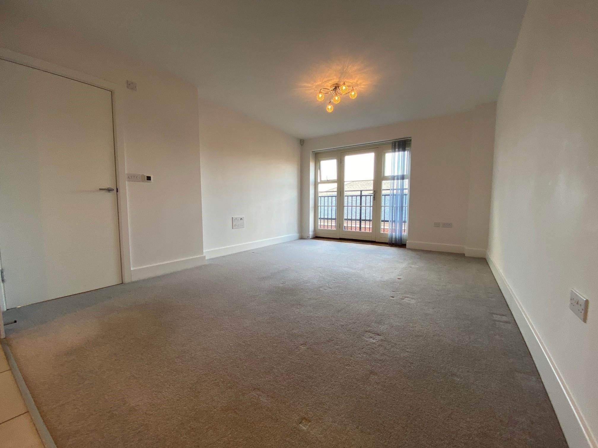 Flat Reindeer Court in Worcester