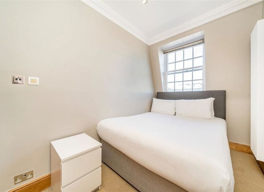 Flat Inverness Terrace in City of Westminster