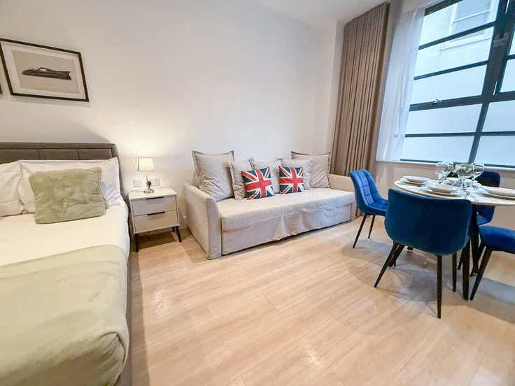 Flat Lyons Place in City of Westminster