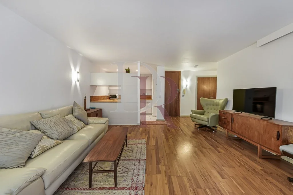 Flat Myddelton Passage in Greater London