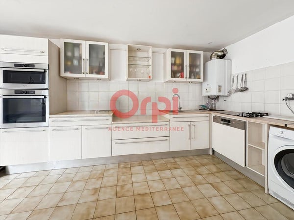 Flat Rue Jean Jaurès in Fréjus