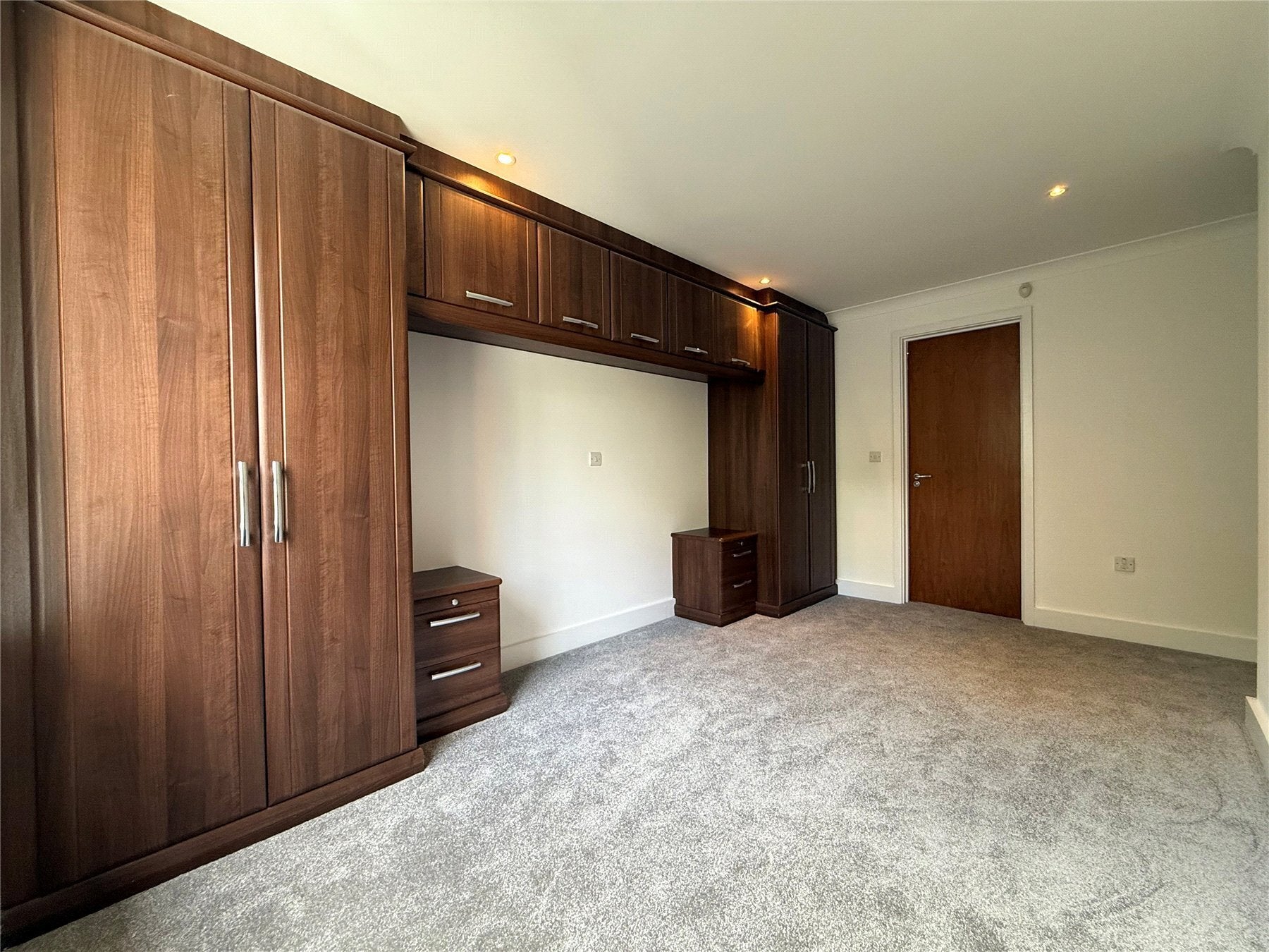 Flat Southend Road in Greater London