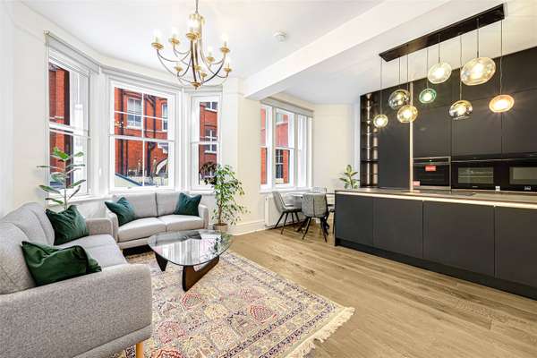 Flat Artillery Row in City of Westminster