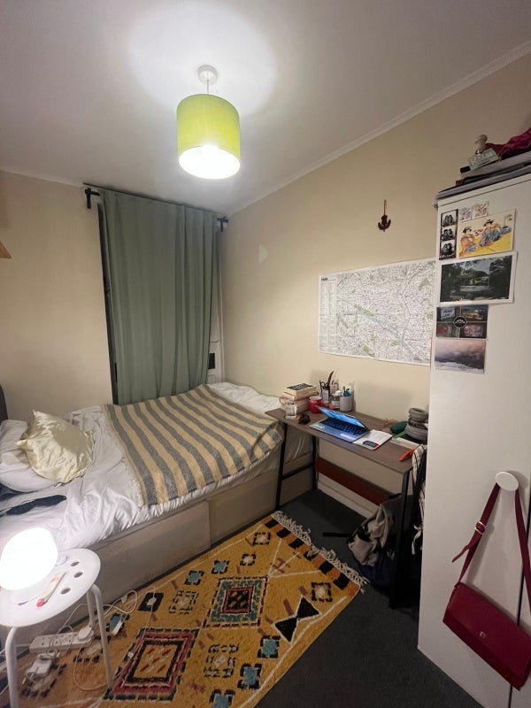 Room Fern Street in Greater London