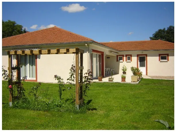 Room Impasse de la Mairie in Neaux