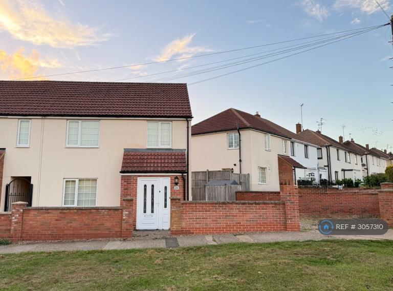 House Kingsthorpe Avenue in Corby