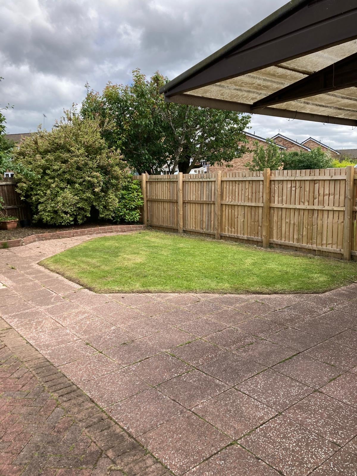 Flat Fisher Drive in Elderslie