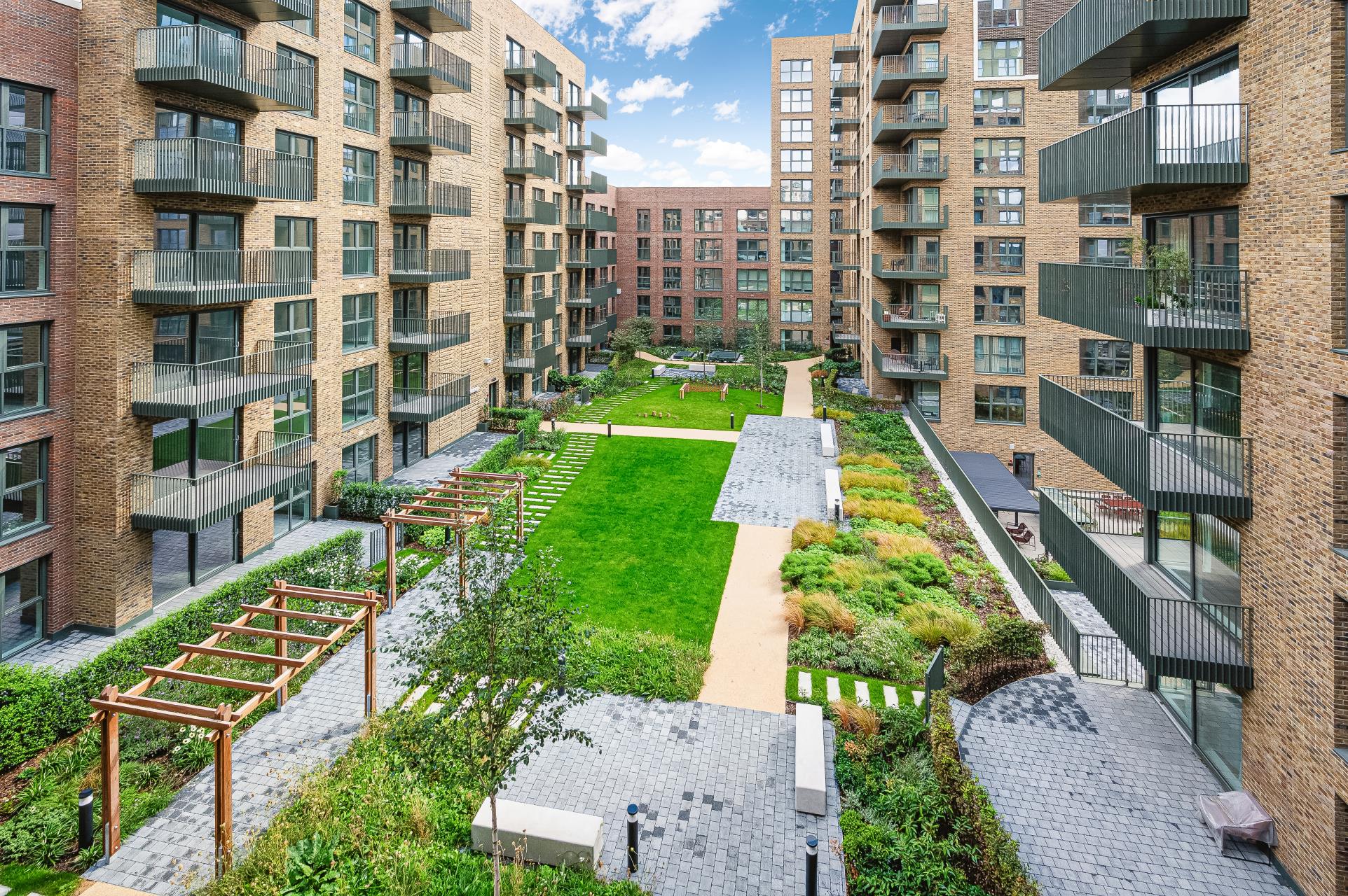 Flat Banks Road in Greater London