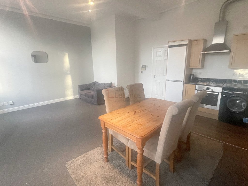 Flat Mansfield Road in Nottingham
